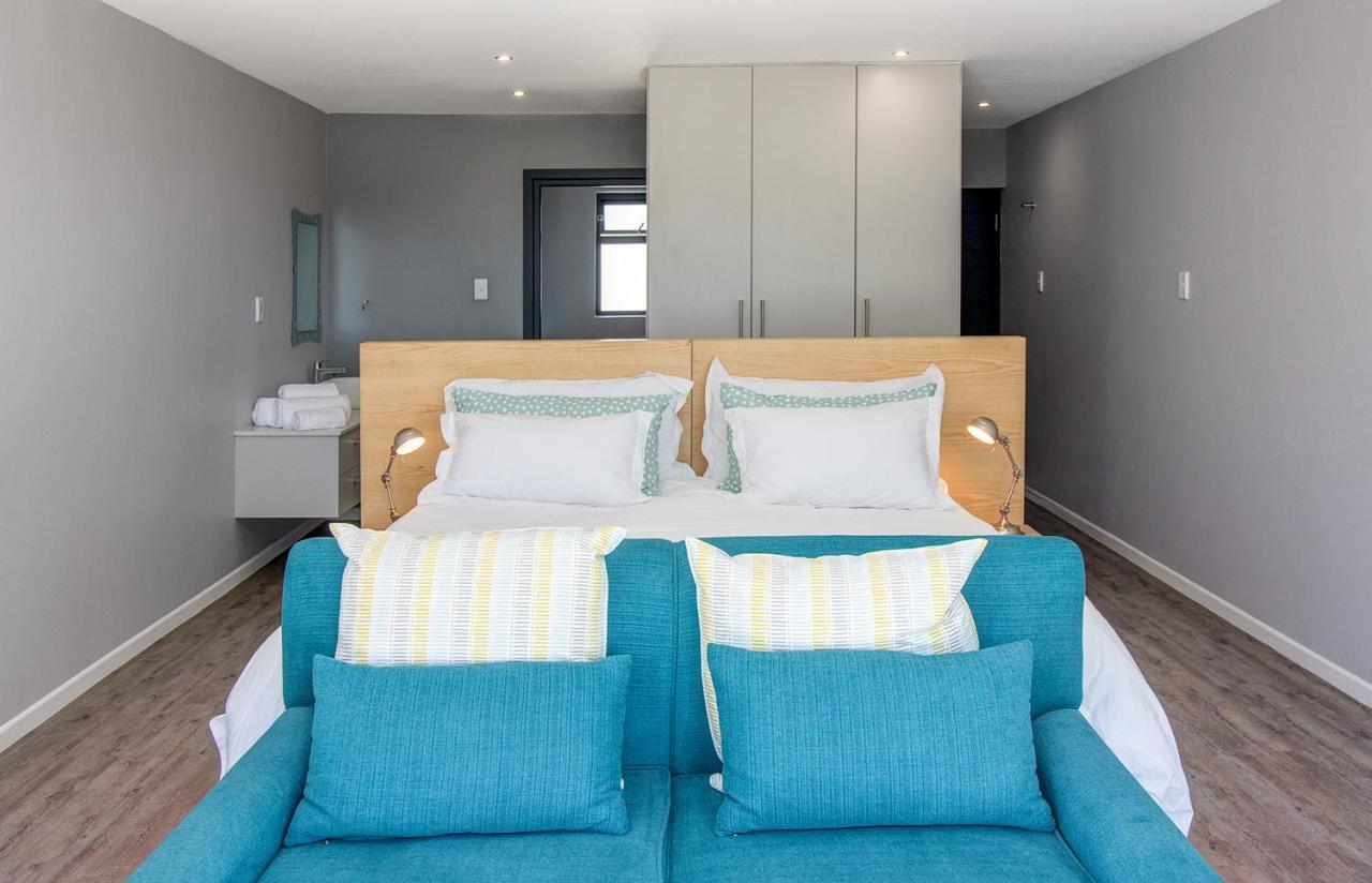 Sky Blue Guest House ケントン・オン・シー エクステリア 写真